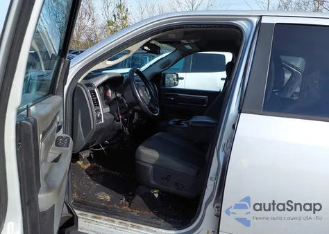 2015 Ram 1500 Big Horn z USA, uszkodzony, nr VIN 1C6RR7GT7FS659414